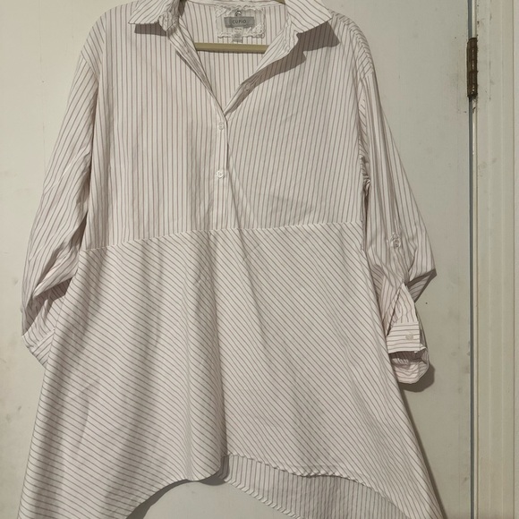 Cupio Tops - Cupio Women's Button Down Shirt - White and Gray Stripes